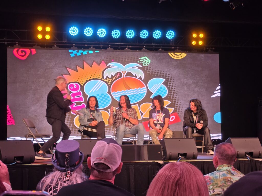 Decorating Cupcakes with Quiet Riot! Panelists at 80s show